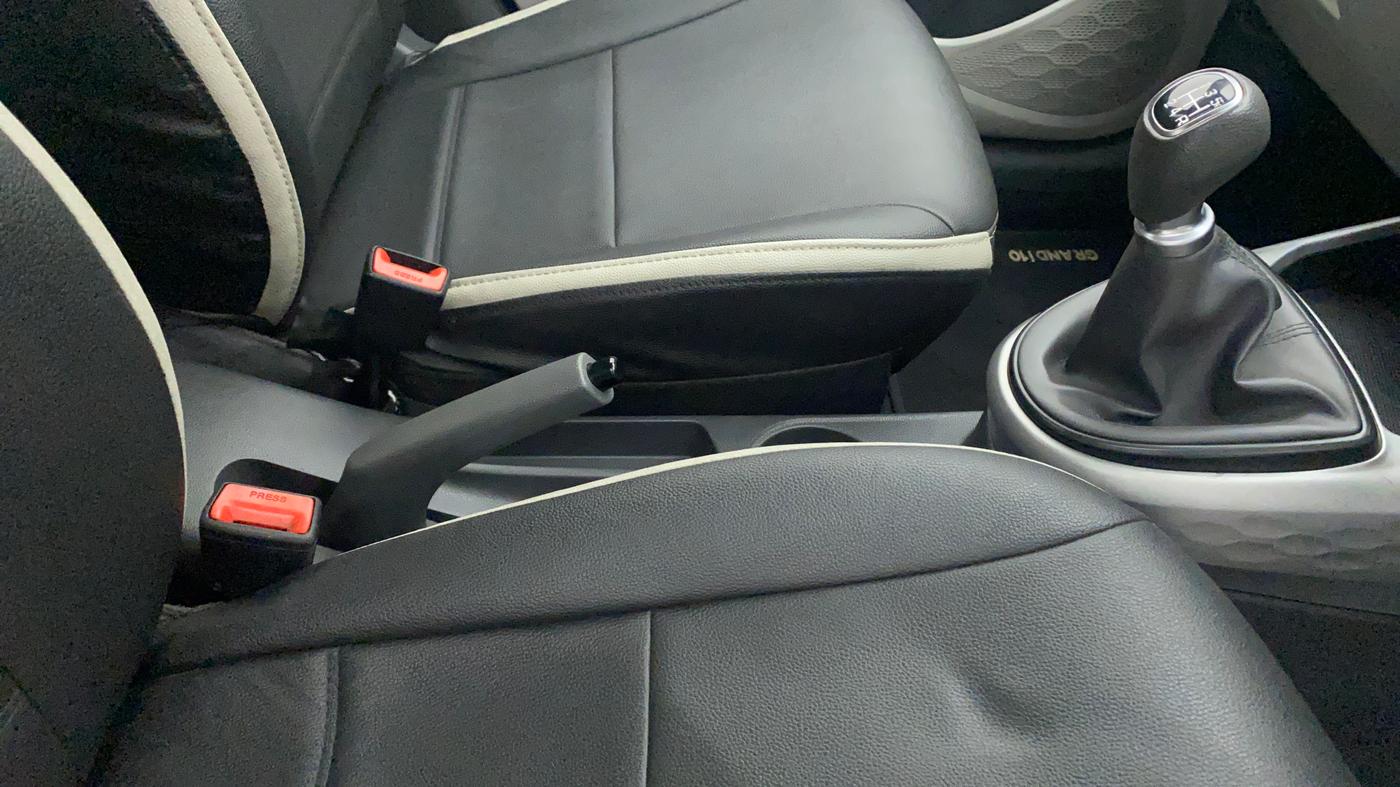 2019 Hyundai GRAND I10 NIOS SPORTZ 1.2 KAPPA VTVT, Petrol, Manual, 35,590 km, Gear Lever