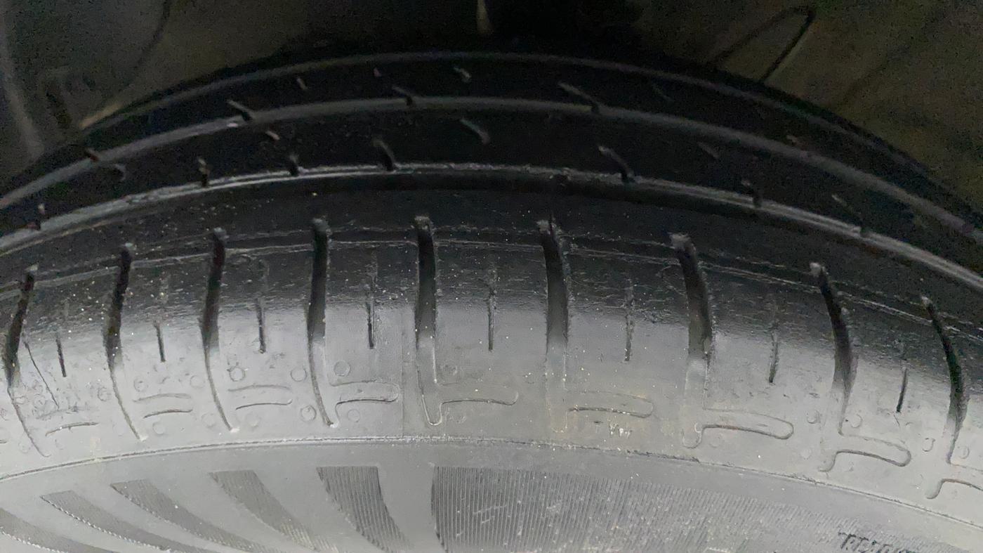 2019 Hyundai GRAND I10 NIOS SPORTZ 1.2 KAPPA VTVT, Petrol, Manual, 35,590 km, Left Front Tyre Tread