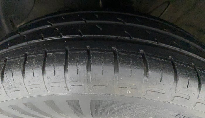2019 Hyundai GRAND I10 NIOS SPORTZ 1.2 KAPPA VTVT, Petrol, Manual, 35,590 km, Left Front Tyre Tread