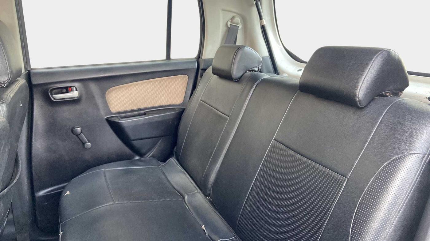 2017 Maruti Wagon R 1.0 LXI CNG, CNG, Manual, 73,456 km, Right Side Rear Door Cabin