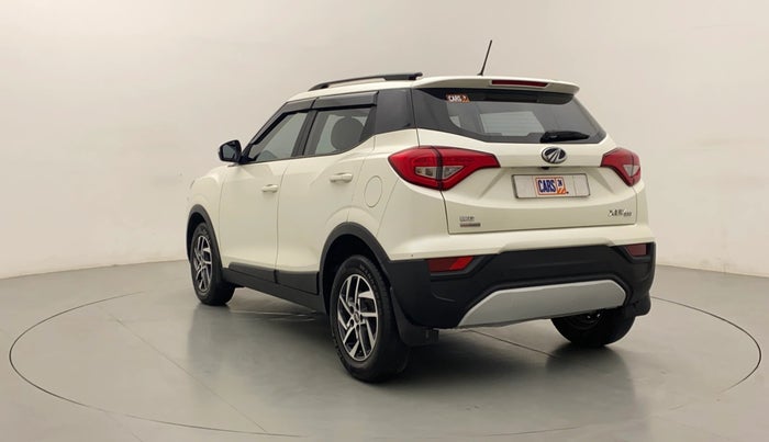 2022 Mahindra XUV300 W8 (O) 1.2 PETROL AMT, Petrol, Automatic, 31,369 km, Left Back Diagonal