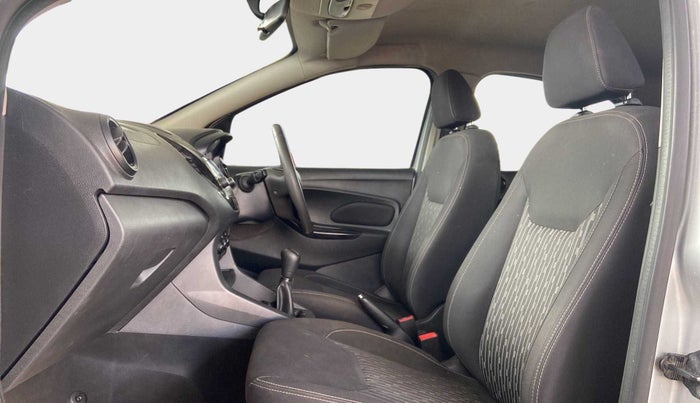 2020 Ford New Figo TITANIUM 1.2 PETROL MT, Petrol, Manual, 58,290 km, Right Side Front Door Cabin