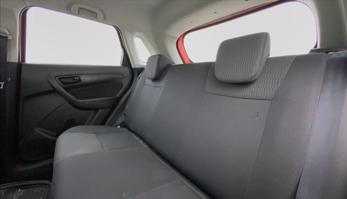 2016 Maruti Vitara Brezza VDI, Diesel, Manual, 53,209 km, Right Side Rear Door Cabin