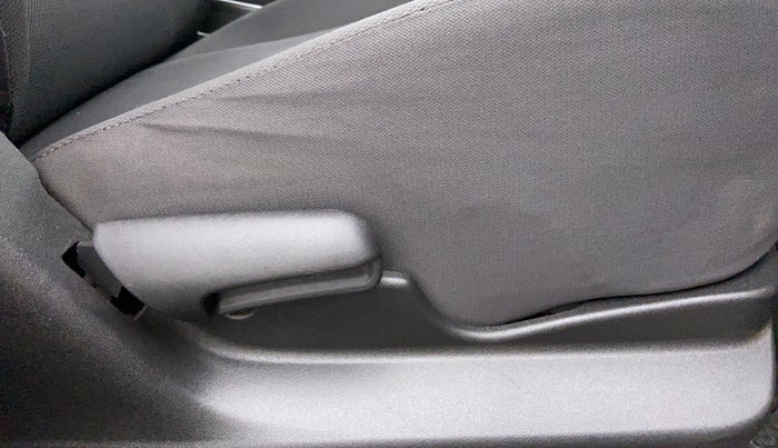 2016 Maruti Vitara Brezza VDI, Diesel, Manual, 53,209 km, Driver Side Adjustment Panel