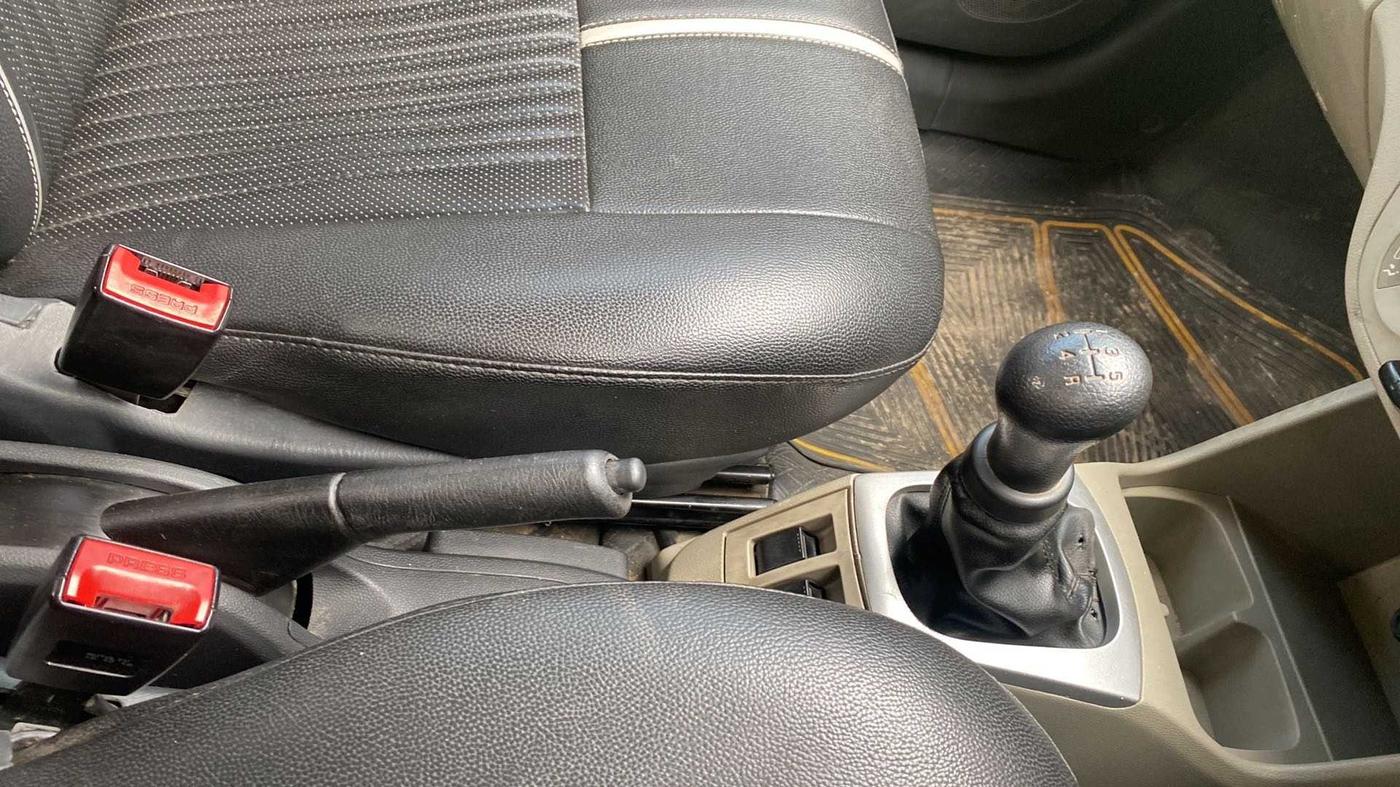 2018 Maruti Alto K10 VXI, Petrol, Manual, 31,048 km, Gear Lever