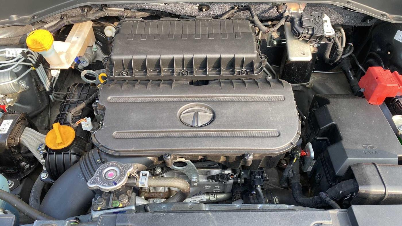 2022 Tata PUNCH CREATIVE  MT, Petrol, Manual, 2,930 km, Open Bonet