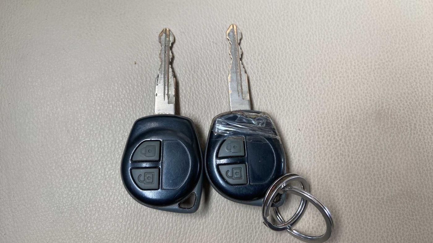 2012 Maruti Swift Dzire VDI, Diesel, Manual, 90,290 km, Key Close Up