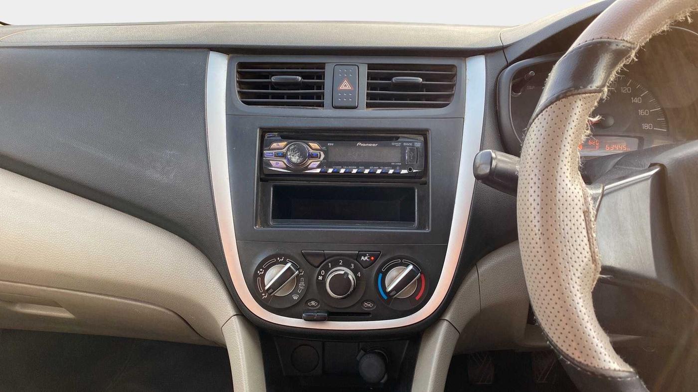 2014 Maruti Celerio VXI, CNG, Manual, 63,437 km, Pedals