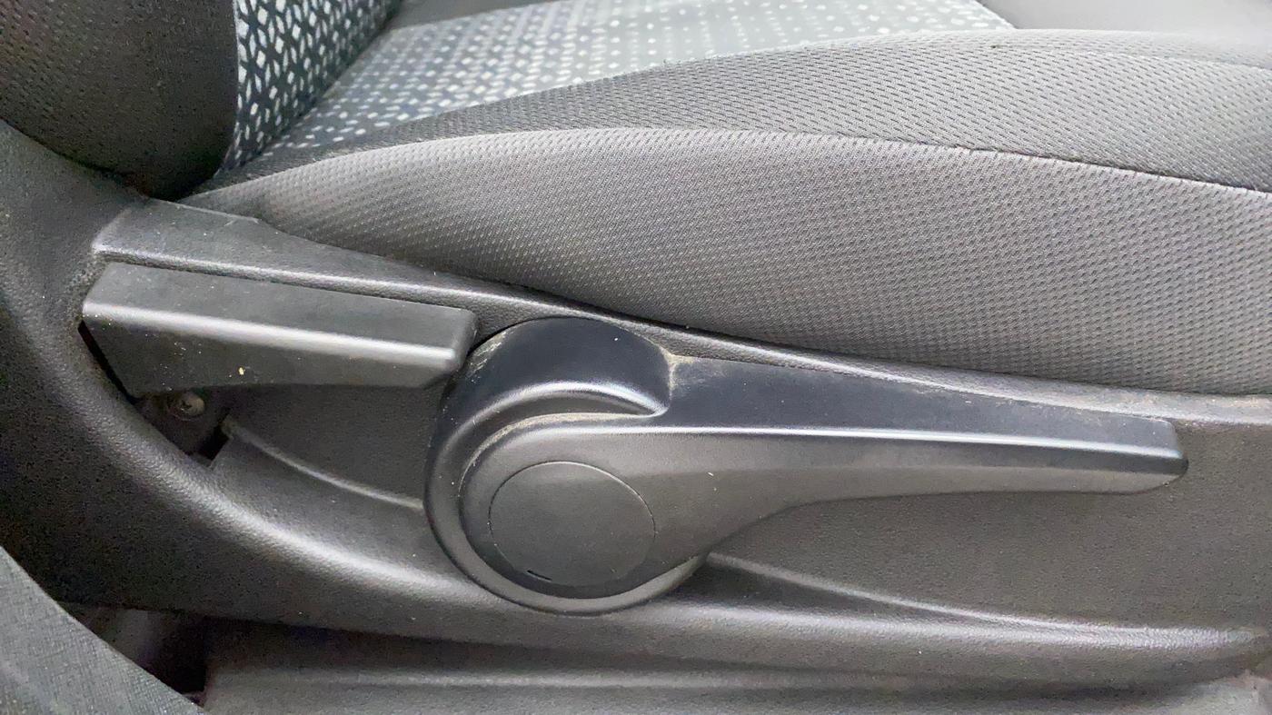 2018 Tata NEXON XZA PLUS PETROL DUAL TONE, Petrol, Automatic, 27,411 km, Driver Side Adjustment Panel