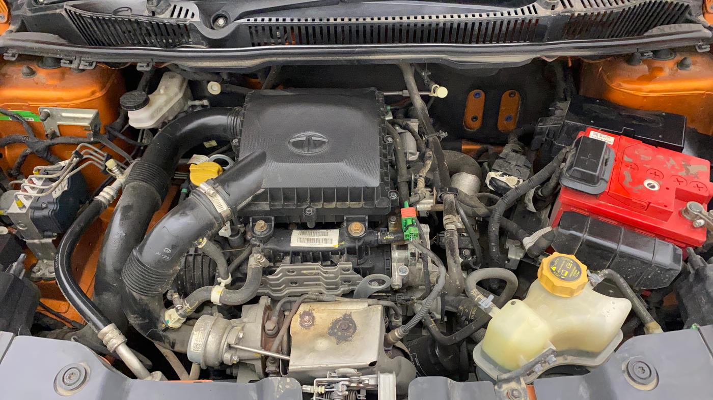 2018 Tata NEXON XZA PLUS PETROL DUAL TONE, Petrol, Automatic, 27,411 km, Open Bonet