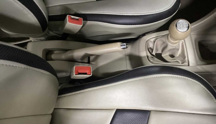 2014 Maruti Swift Dzire VXI, Petrol, Manual, 85,485 km, Gear Lever