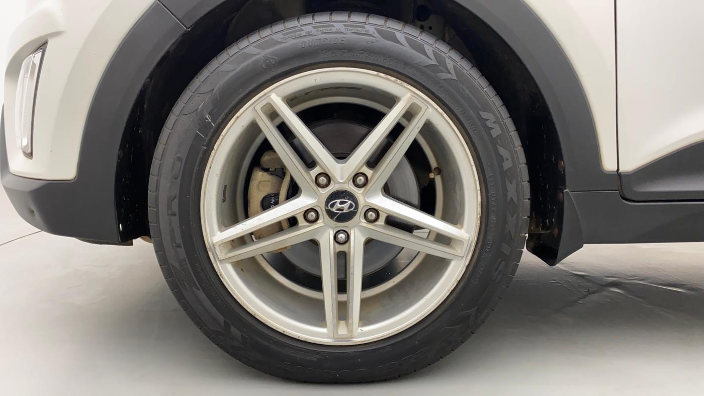 2016 Hyundai Creta SX PLUS AT 1.6 DIESEL, Diesel, Automatic, 1,18,727 km, Left Front Wheel
