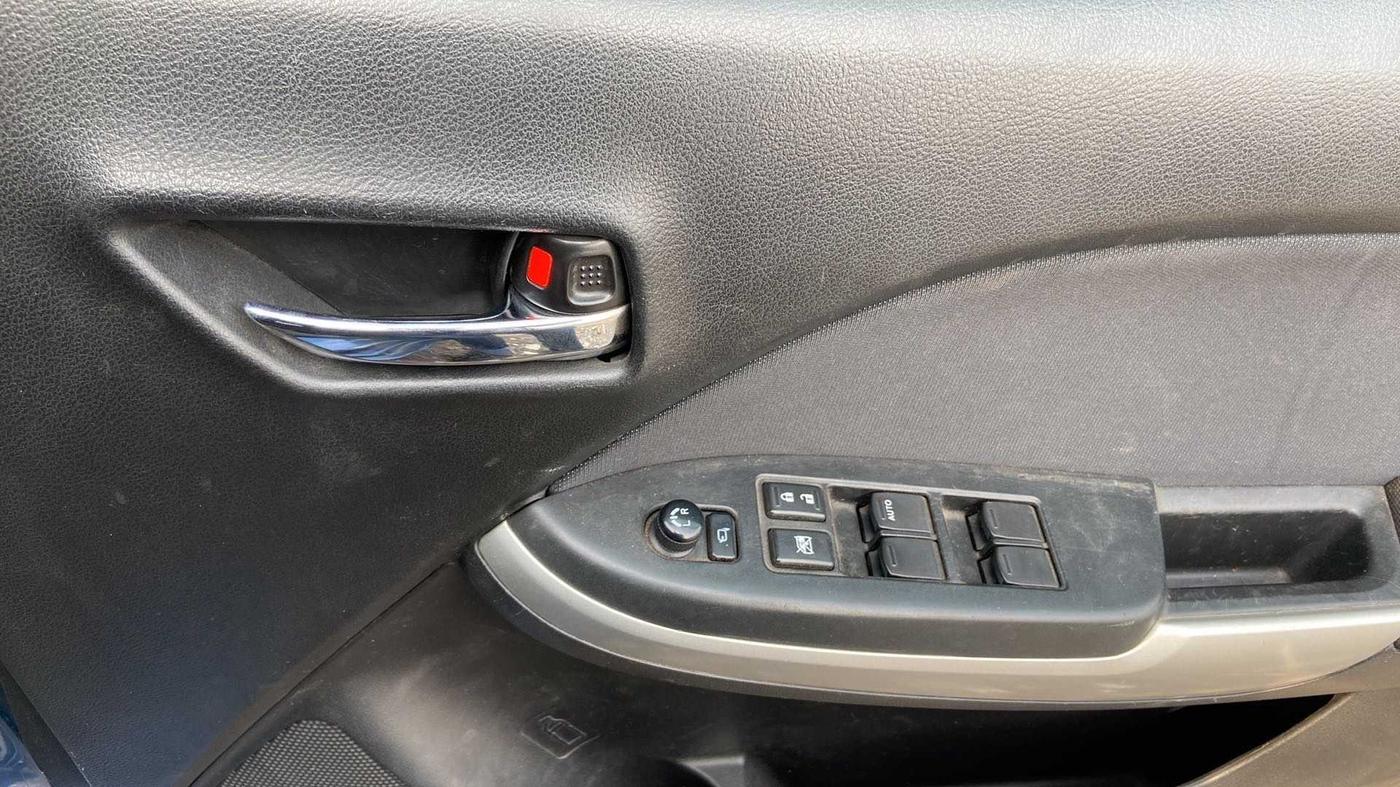 2016 Maruti Baleno ZETA PETROL 1.2, Petrol, Manual, 50,974 km, Driver Side Door Panels Control