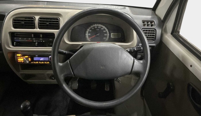 2016 Maruti Eeco 5 STR WITH A/C+HTR, CNG, Manual, 1,02,349 km, Steering Wheel Close Up