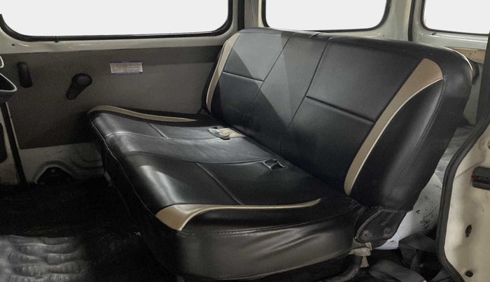 2016 Maruti Eeco 5 STR WITH A/C+HTR, CNG, Manual, 1,02,349 km, Right Side Rear Door Cabin