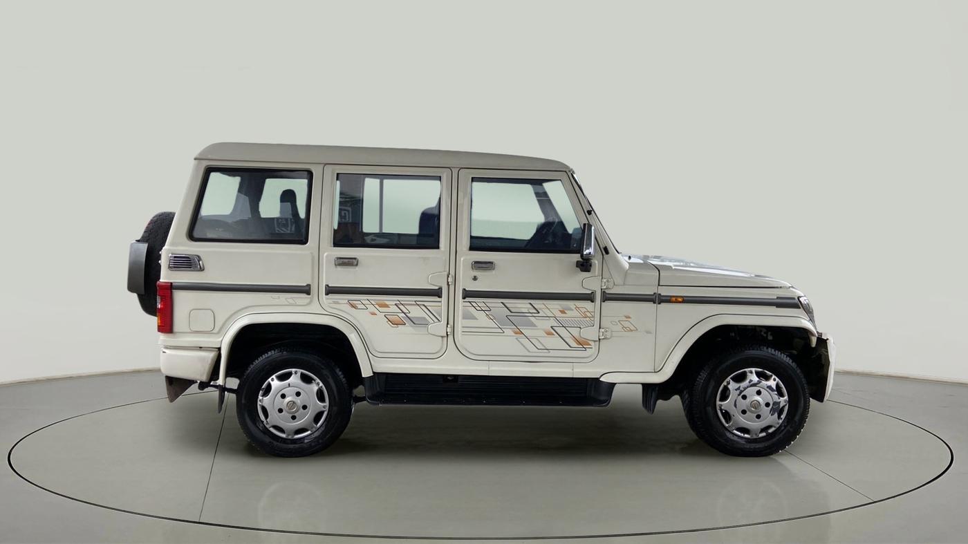 2018 Mahindra Bolero POWER PLUS ZLX, Diesel, Manual, 73,400 km, Right Side View