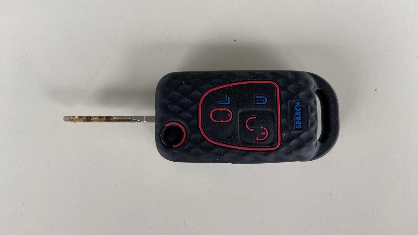 2018 Mahindra Bolero POWER PLUS ZLX, Diesel, Manual, 73,400 km, Key Close Up