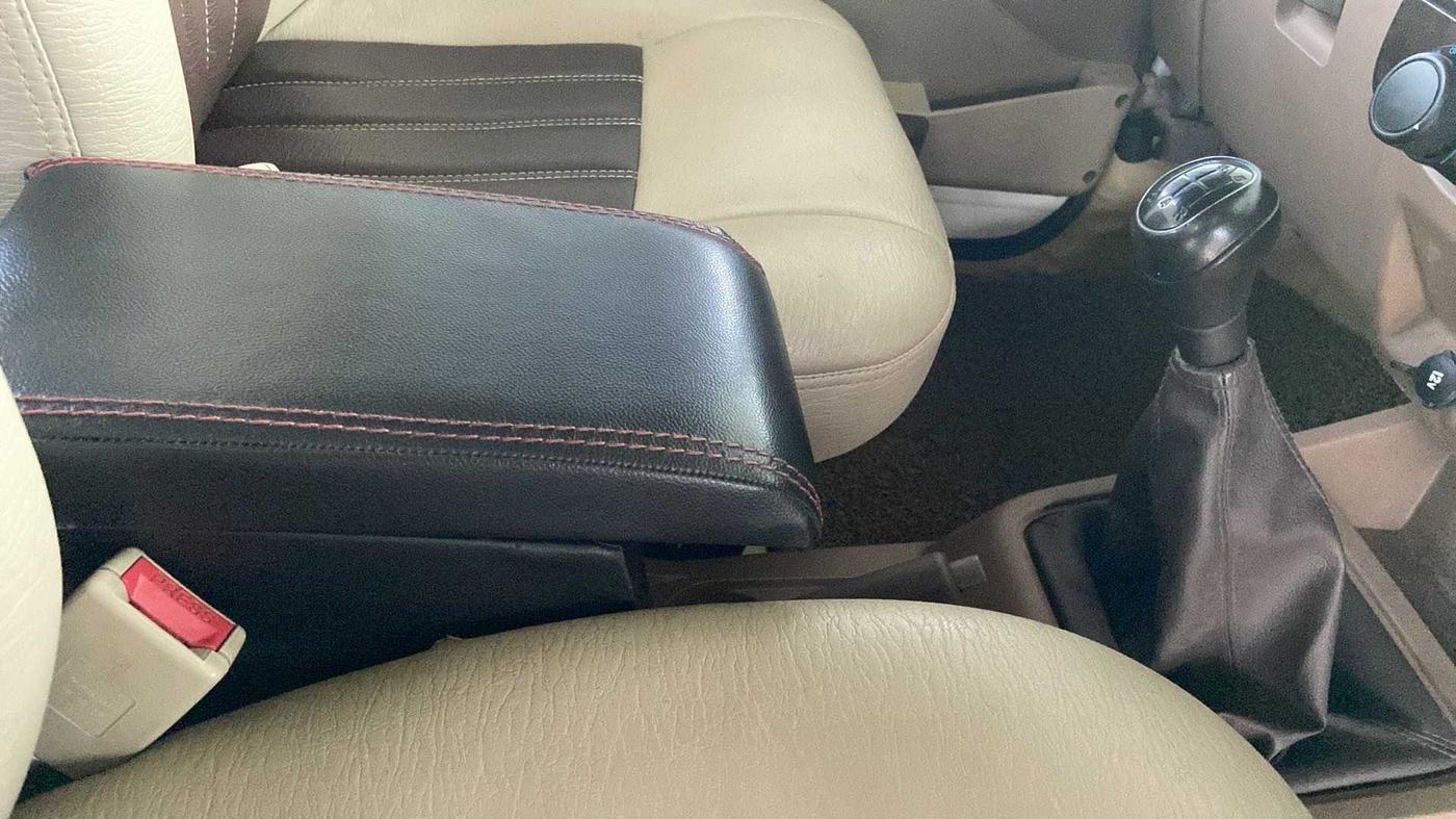 2018 Mahindra Bolero POWER PLUS ZLX, Diesel, Manual, 73,400 km, Gear Lever