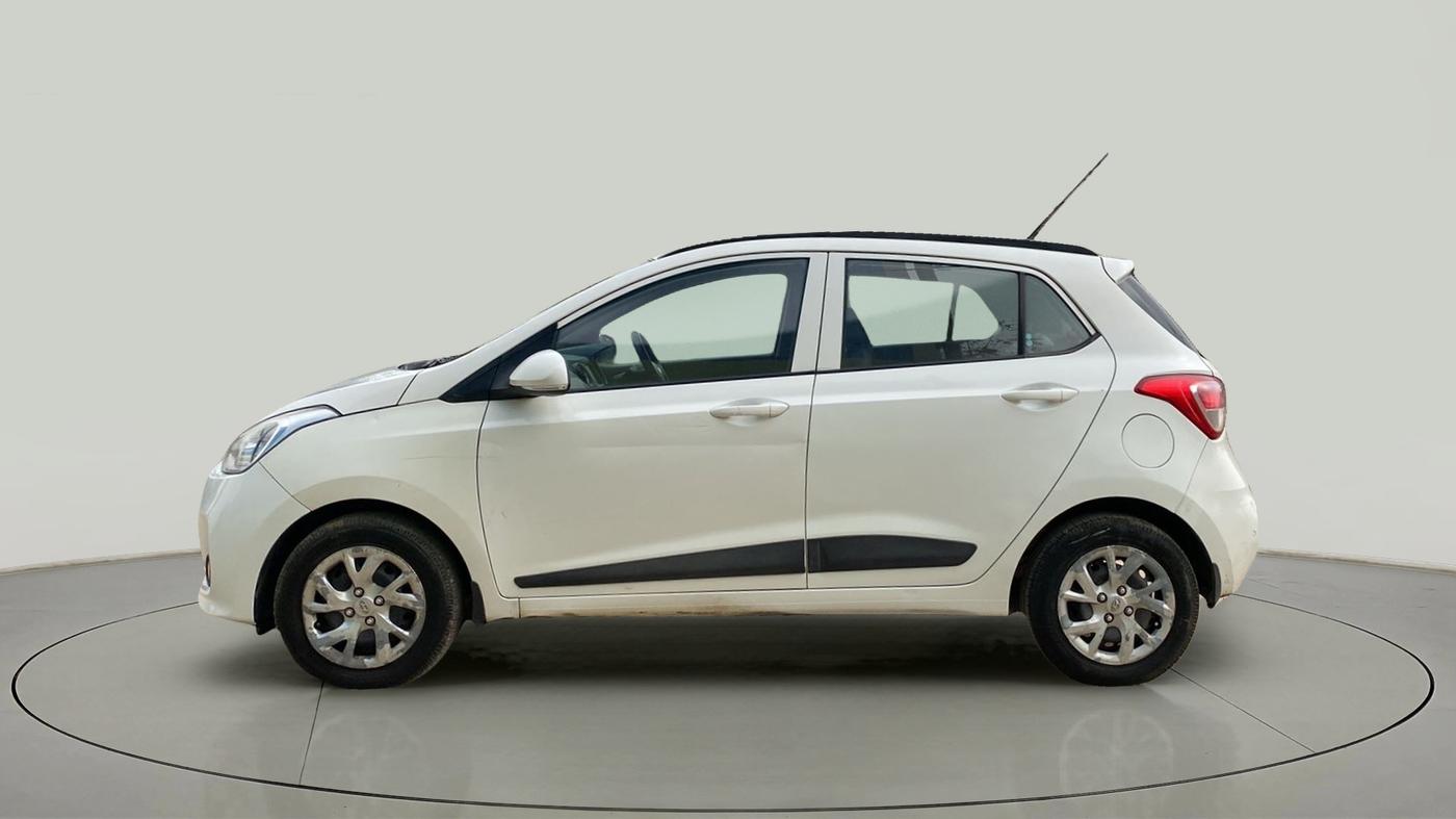 2018 Hyundai Grand i10 SPORTZ 1.2 KAPPA VTVT, Petrol, Manual, 93,392 km, Left Side