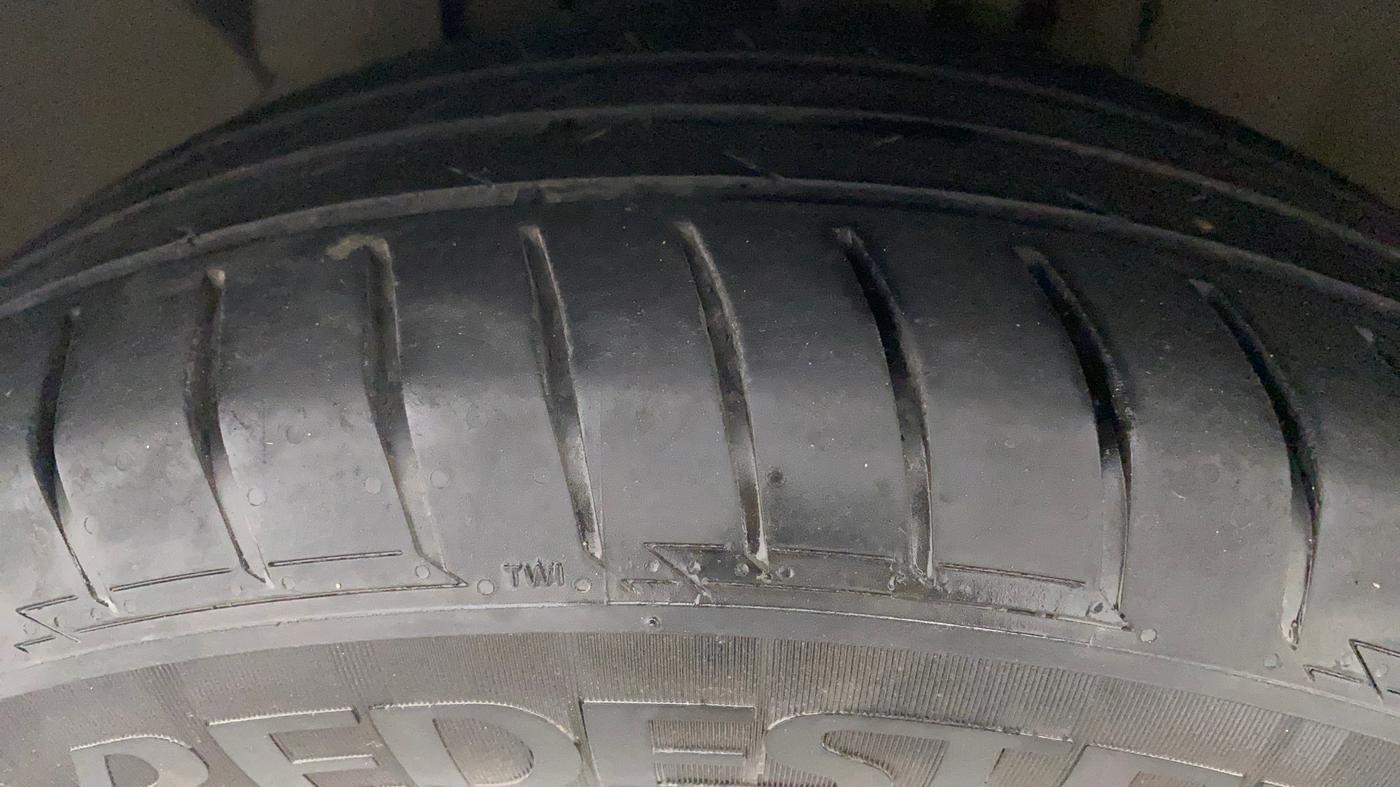 2018 Ford Ecosport TITANIUM 1.5L DIESEL, Diesel, Manual, 1,17,875 km, Left Front Tyre Tread