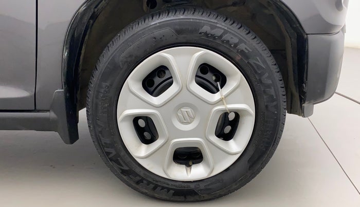 2022 Maruti S PRESSO VXI+, Petrol, Manual, 13,631 km, Right Front Wheel