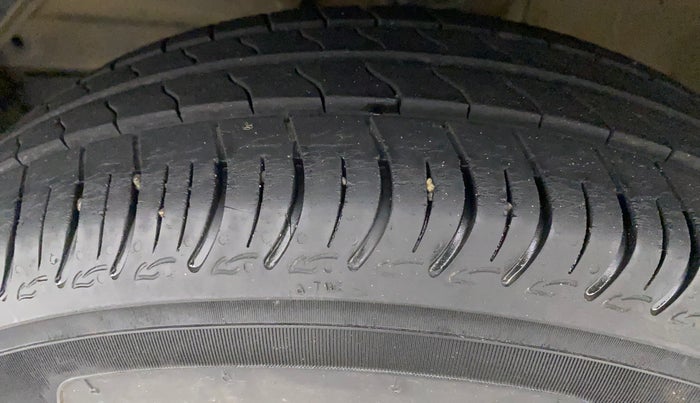 2022 Maruti S PRESSO VXI+, Petrol, Manual, 13,631 km, Left Front Tyre Tread