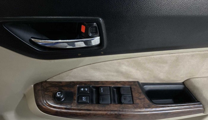 2017 Maruti Dzire VXI, Petrol, Manual, 50,551 km, Driver Side Door Panels Control