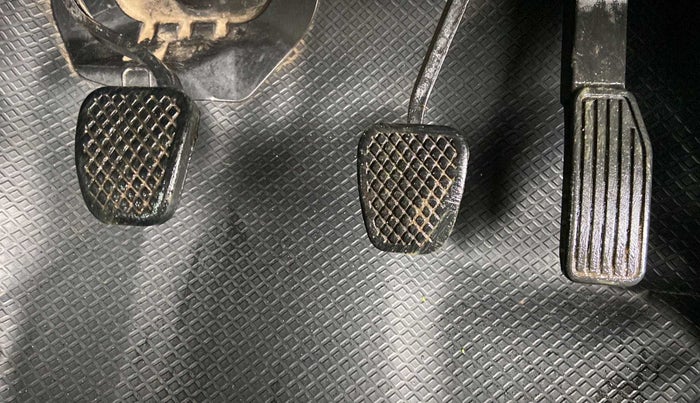 2016 Honda Jazz 1.2L I-VTEC SV, Petrol, Manual, 1,24,159 km, Pedals