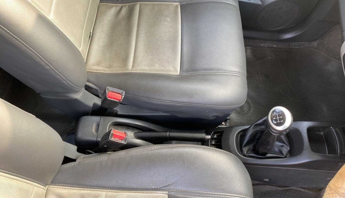 2012 Maruti Wagon R 1.0 VXI, Petrol, Manual, 37,744 km, Gear Lever