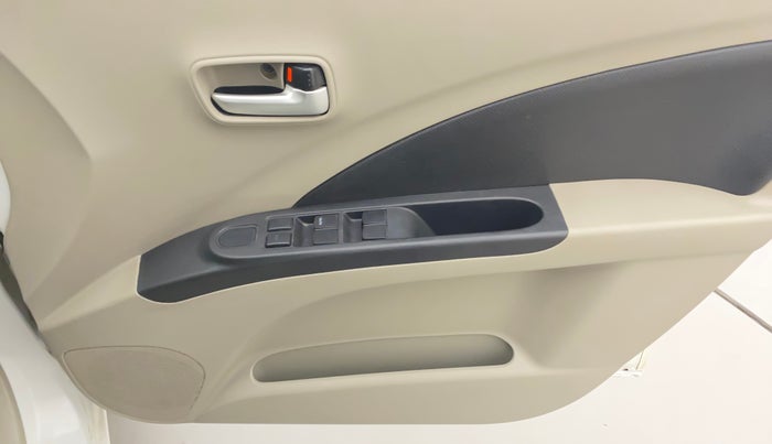 2016 Maruti Celerio VXI (O), Petrol, Manual, 66,984 km, Driver Side Door Panels Control