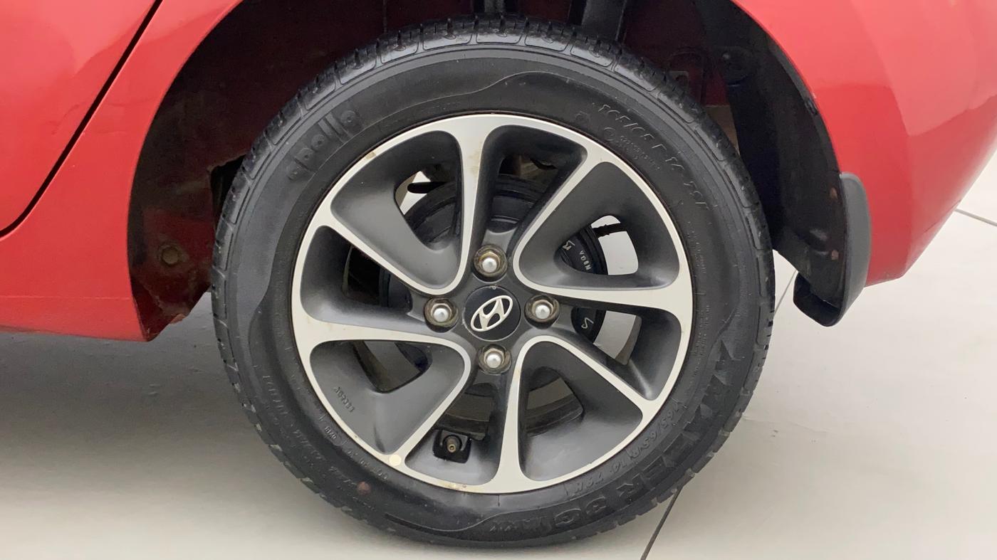 2018 Hyundai Grand i10 SPORTZ (O) AT 1.2 KAPPA VTVT, Petrol, Automatic, 19,093 km, Left Rear Wheel