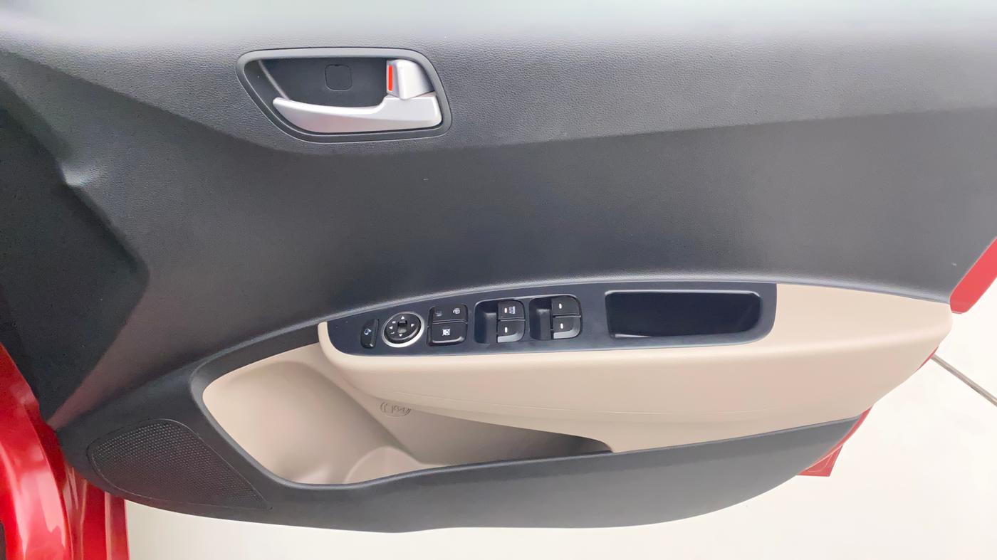 2018 Hyundai Grand i10 SPORTZ (O) AT 1.2 KAPPA VTVT, Petrol, Automatic, 19,093 km, Driver Side Door Panels Control