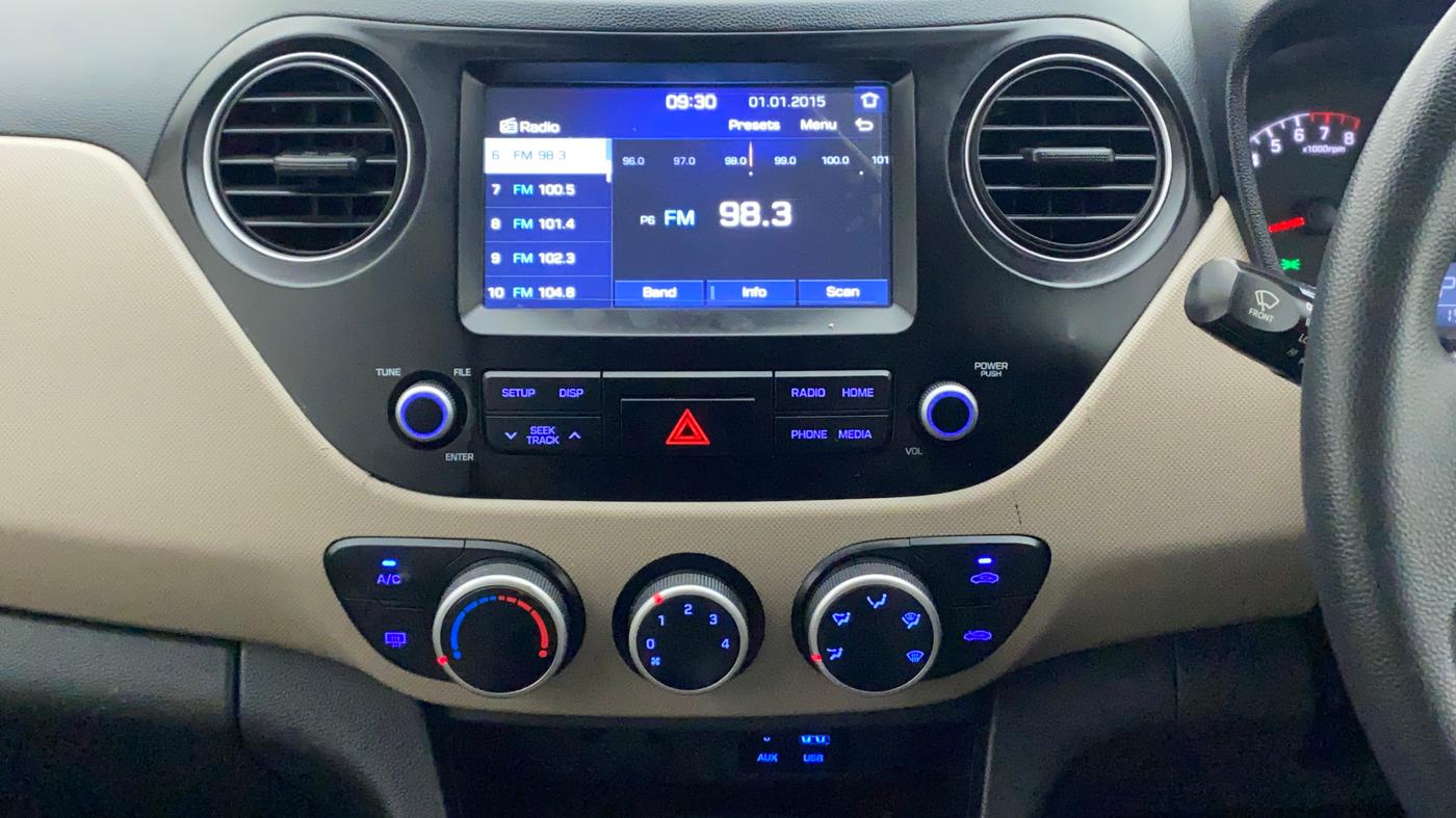 2018 Hyundai Grand i10 SPORTZ (O) AT 1.2 KAPPA VTVT, Petrol, Automatic, 19,093 km, Air Conditioner