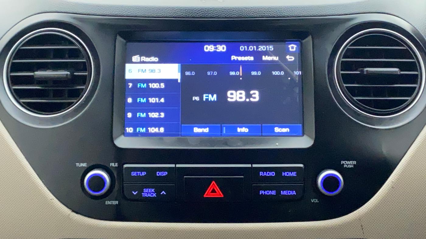 2018 Hyundai Grand i10 SPORTZ (O) AT 1.2 KAPPA VTVT, Petrol, Automatic, 19,093 km, Infotainment System