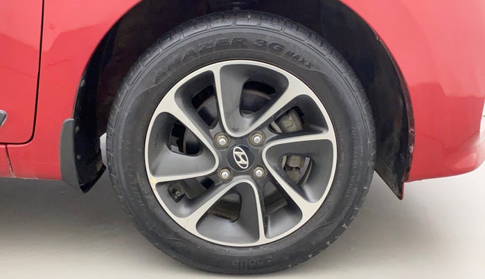 2018 Hyundai Grand i10 SPORTZ (O) AT 1.2 KAPPA VTVT, Petrol, Automatic, 19,093 km, Right Front Wheel