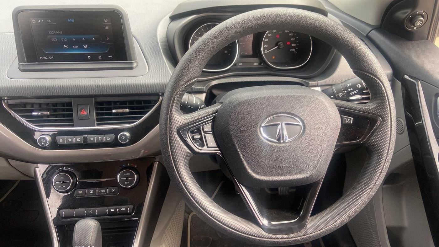 2019 Tata NEXON XZA PLUS PETROL DUAL TONE, Petrol, Automatic, 16,072 km, Steering Wheel Close Up
