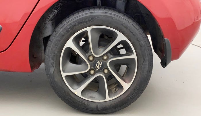 2018 Hyundai Grand i10 SPORTZ AT 1.2 KAPPA VTVT, Petrol, Automatic, 31,465 km, Left Rear Wheel