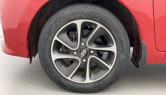 2018 Hyundai Grand i10 SPORTZ AT 1.2 KAPPA VTVT, Petrol, Automatic, 31,465 km, Left Front Wheel