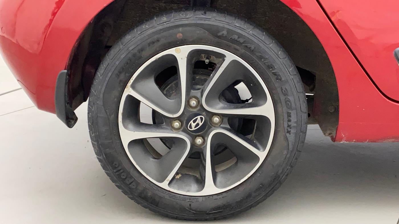2018 Hyundai Grand i10 SPORTZ AT 1.2 KAPPA VTVT, Petrol, Automatic, 31,465 km, Right Rear Wheel