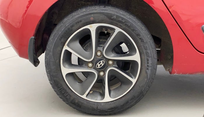 2018 Hyundai Grand i10 SPORTZ AT 1.2 KAPPA VTVT, Petrol, Automatic, 31,465 km, Right Rear Wheel