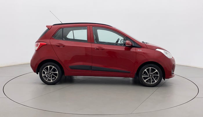 2018 Hyundai Grand i10 SPORTZ AT 1.2 KAPPA VTVT, Petrol, Automatic, 31,465 km, Right Side View