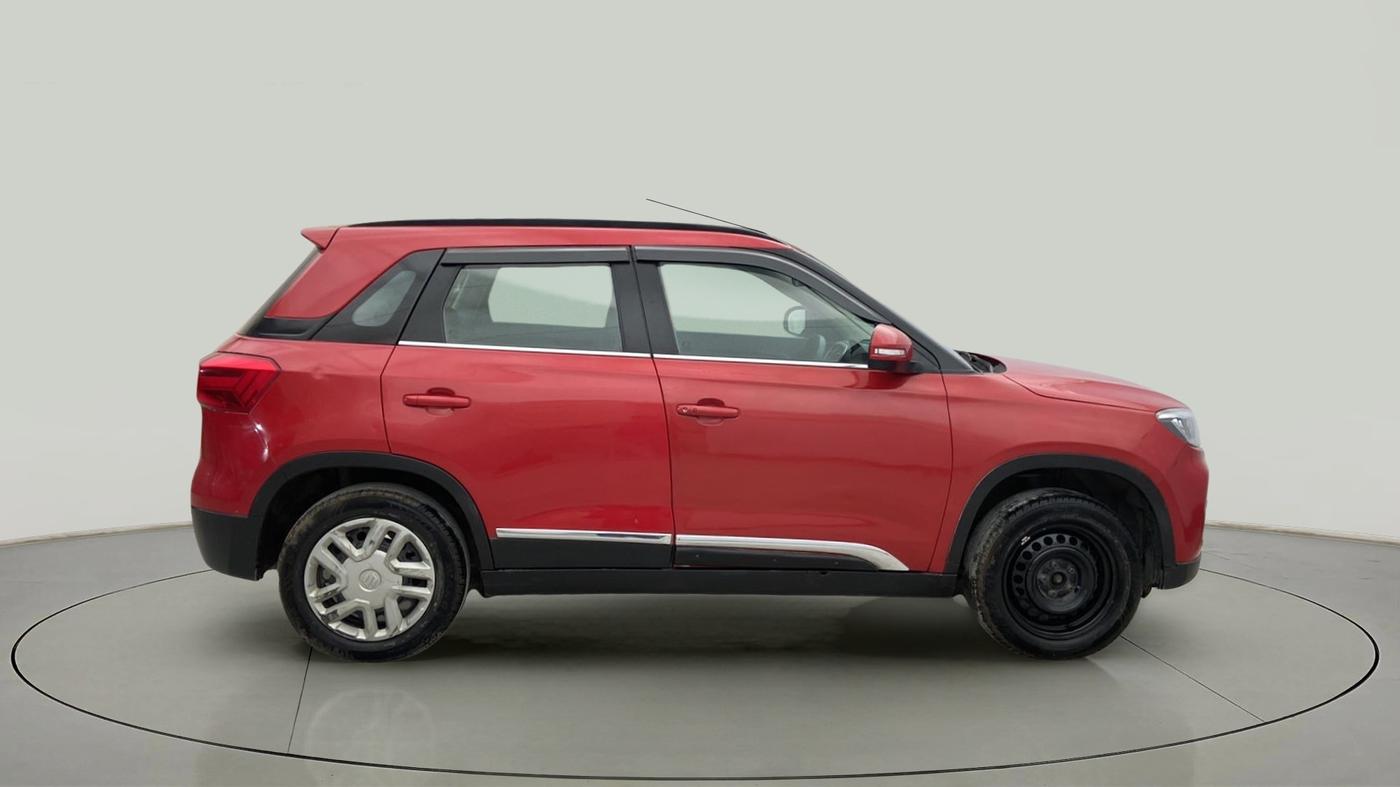 2020 Maruti Vitara Brezza VXI AT SHVS, CNG, Automatic, 42,650 km, Right Side View