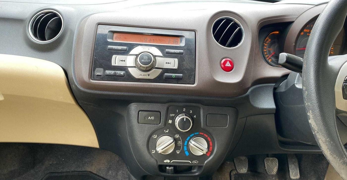2013 Honda Amaze 1.2L I-VTEC S, Petrol, Manual, 5,594 km, Air Conditioner
