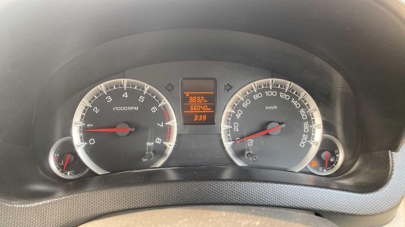 2016 Maruti Swift Dzire VXI, Petrol, Manual, 66,004 km, Odometer Image