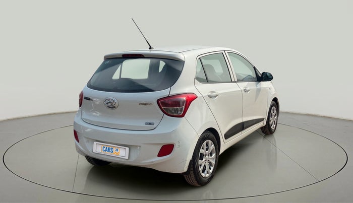 2016 Hyundai Grand i10 MAGNA 1.2 KAPPA VTVT, CNG, Manual, 60,964 km, Right Back Diagonal