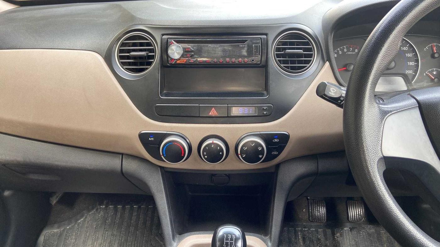 2016 Hyundai Grand i10 MAGNA 1.2 KAPPA VTVT, CNG, Manual, 60,964 km, Air Conditioner