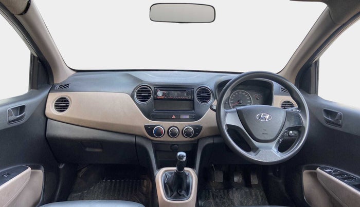 2016 Hyundai Grand i10 MAGNA 1.2 KAPPA VTVT, CNG, Manual, 60,964 km, Dashboard