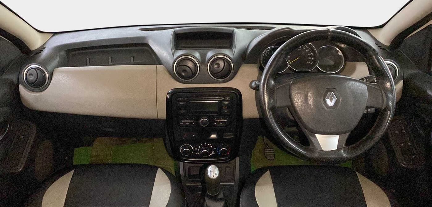 2015 Renault Duster RXL PETROL, Petrol, Manual, 47,493 km, Dashboard