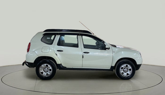 2015 Renault Duster RXL PETROL, Petrol, Manual, 47,493 km, Right Side View