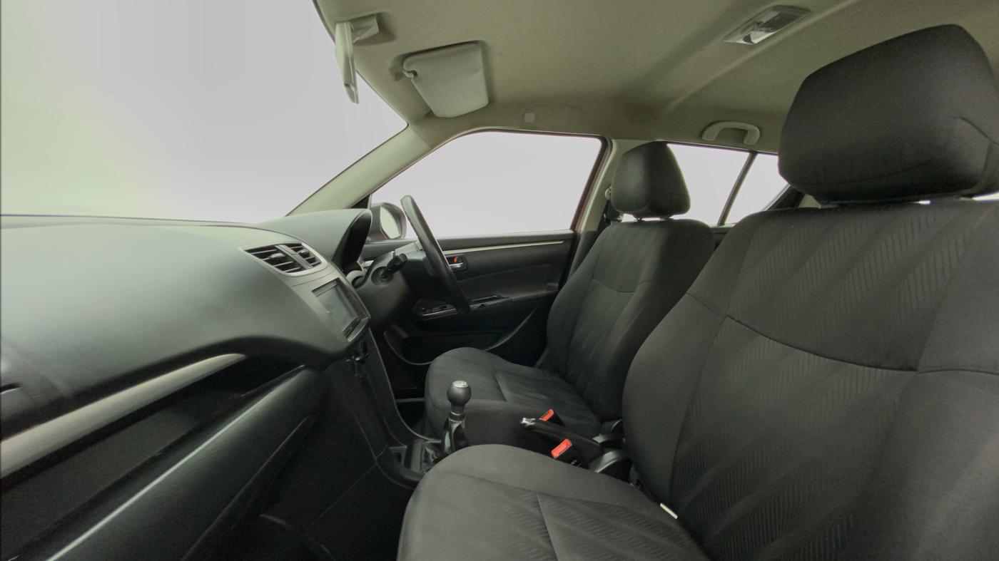 2012 Maruti Swift VXI, Petrol, Manual, 1,20,598 km, Right Side Front Door Cabin